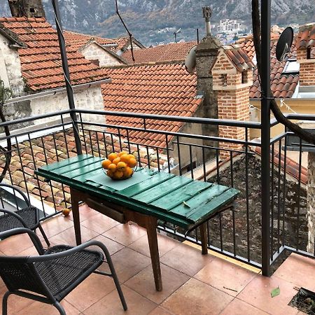 Апартаменти Chic & Stylish With Seaview-Terrace - Kotor Indah Екстер'єр фото