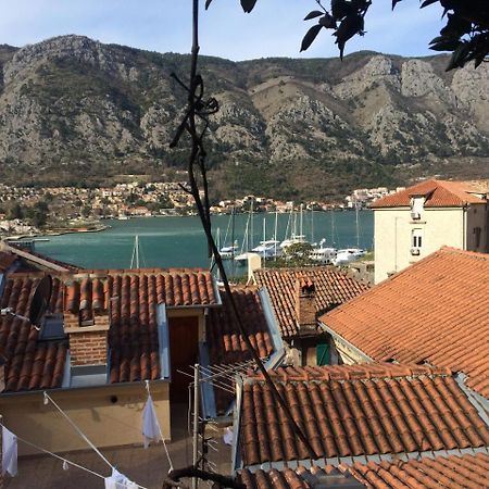 Апартаменти Chic & Stylish With Seaview-Terrace - Kotor Indah Екстер'єр фото