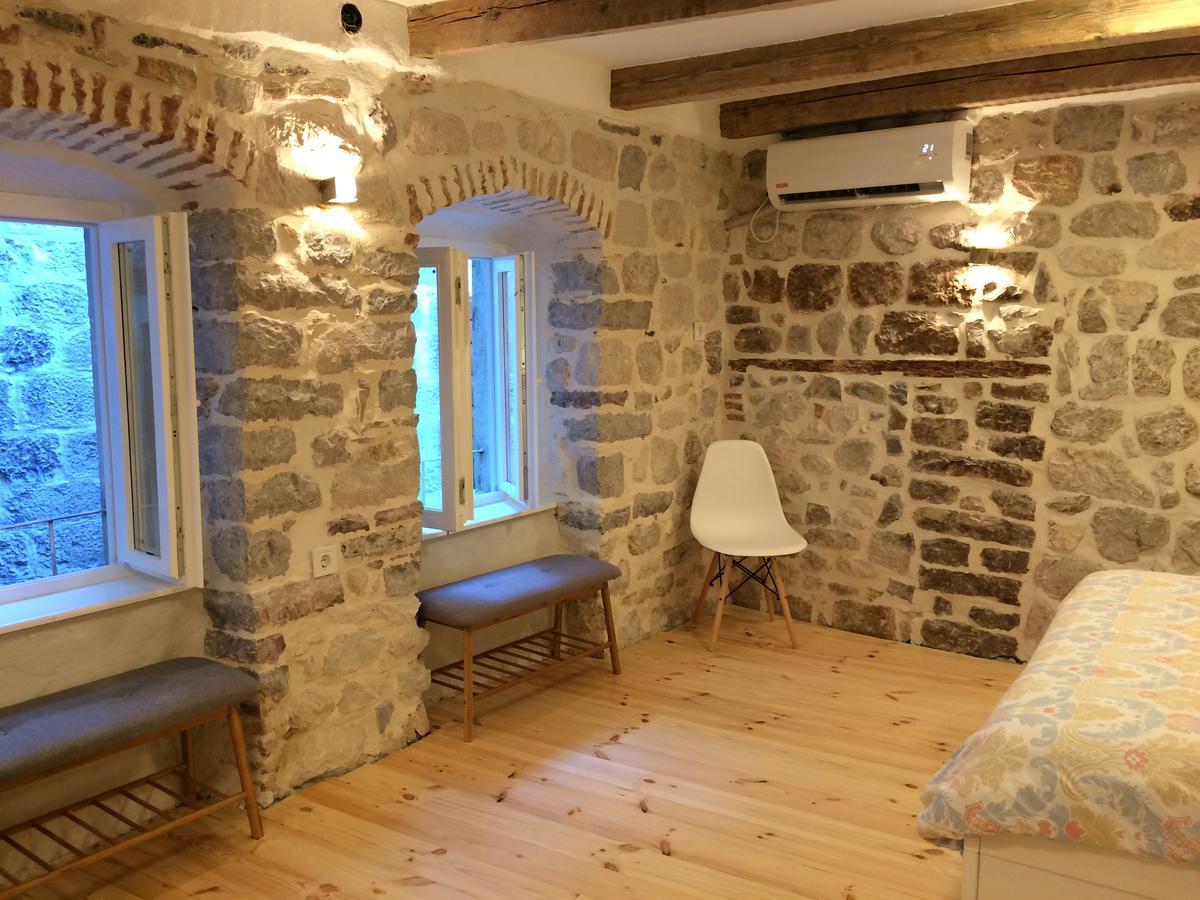 Апартаменти Chic & Stylish With Seaview-Terrace - Kotor Indah Екстер'єр фото
