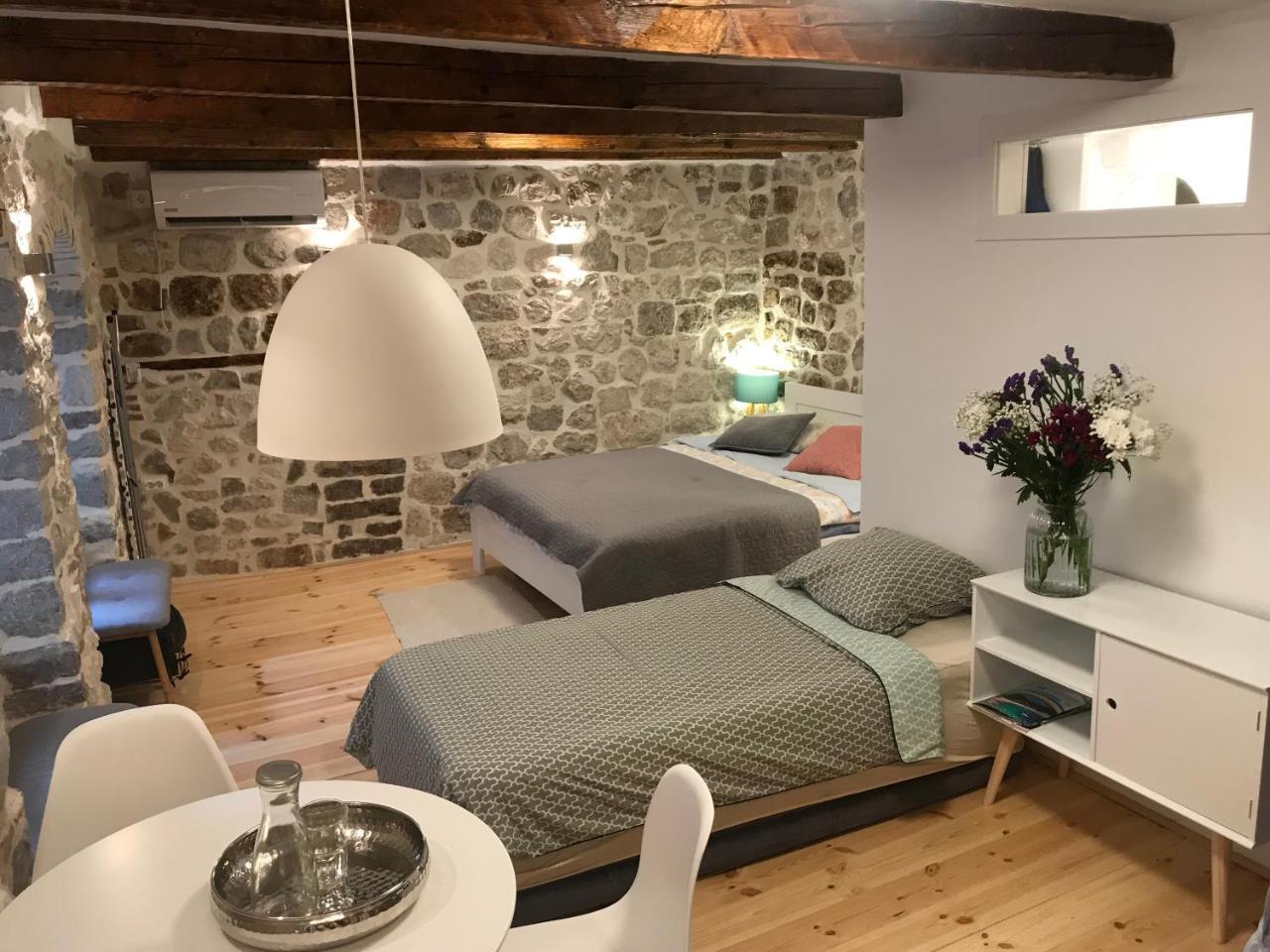 Апартаменти Chic & Stylish With Seaview-Terrace - Kotor Indah Екстер'єр фото