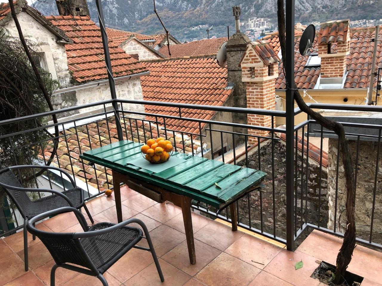 Апартаменти Chic & Stylish With Seaview-Terrace - Kotor Indah Екстер'єр фото